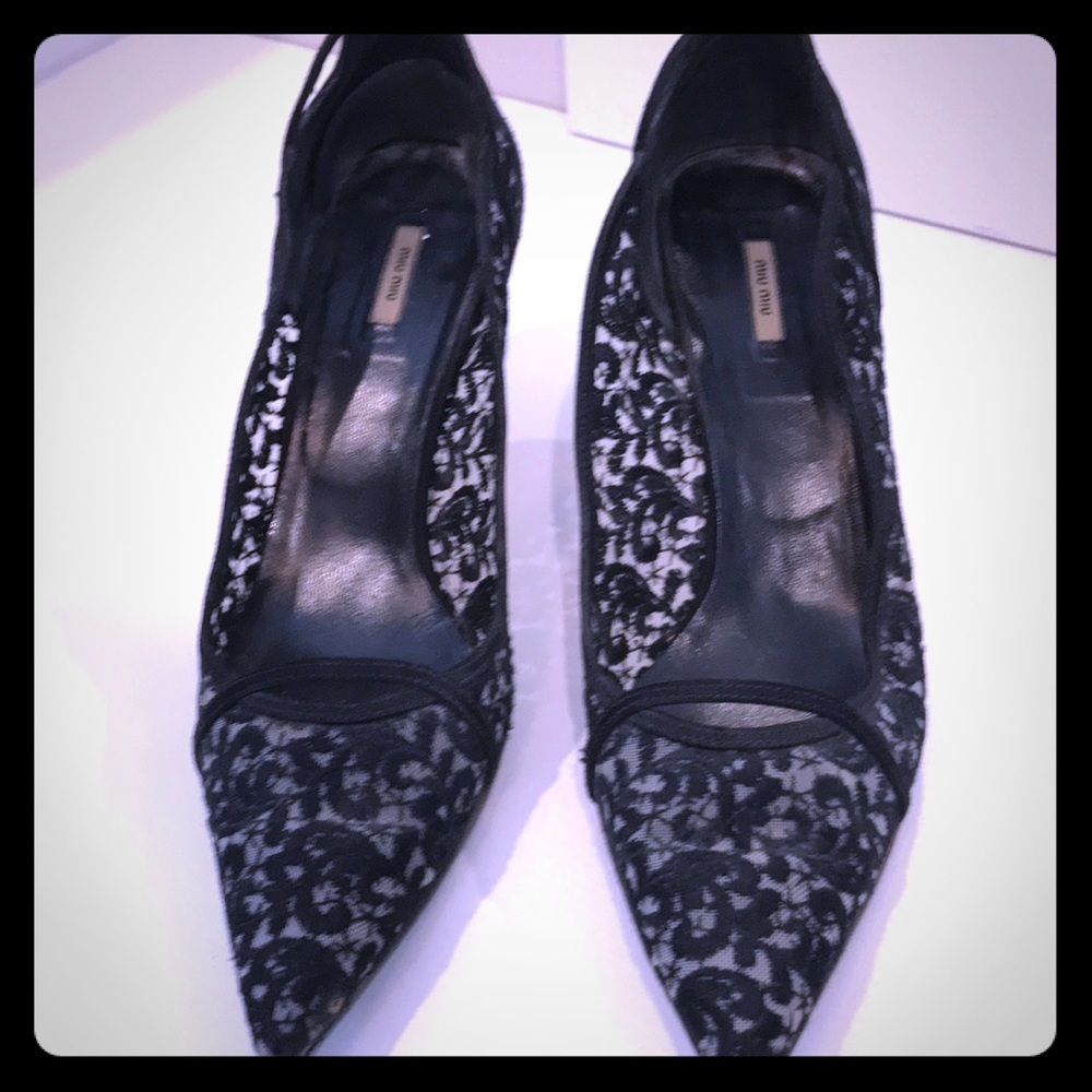 Miu miu Black lace low heels